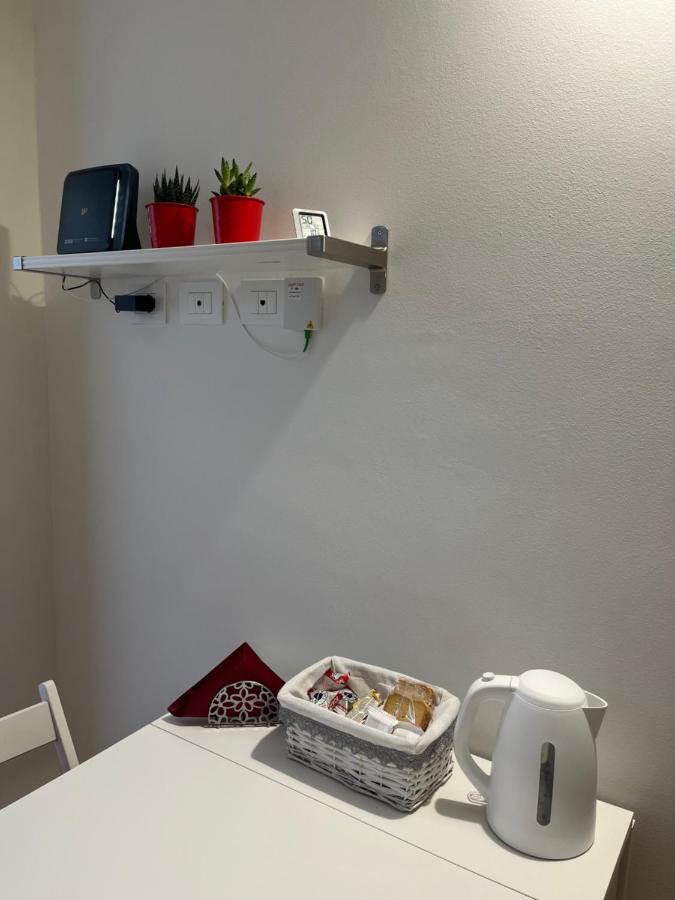 Appartamento Cherry's House M1 Bande Nere - San Siro- M4 Linate Milano